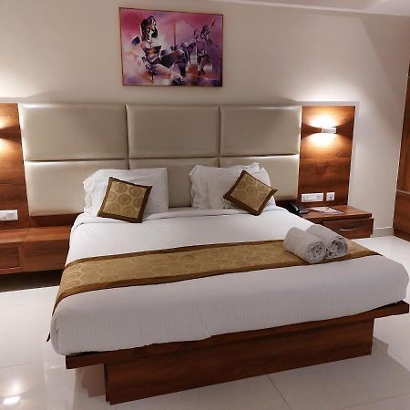 Hotel Tranquil Manipal Ngoại thất bức ảnh