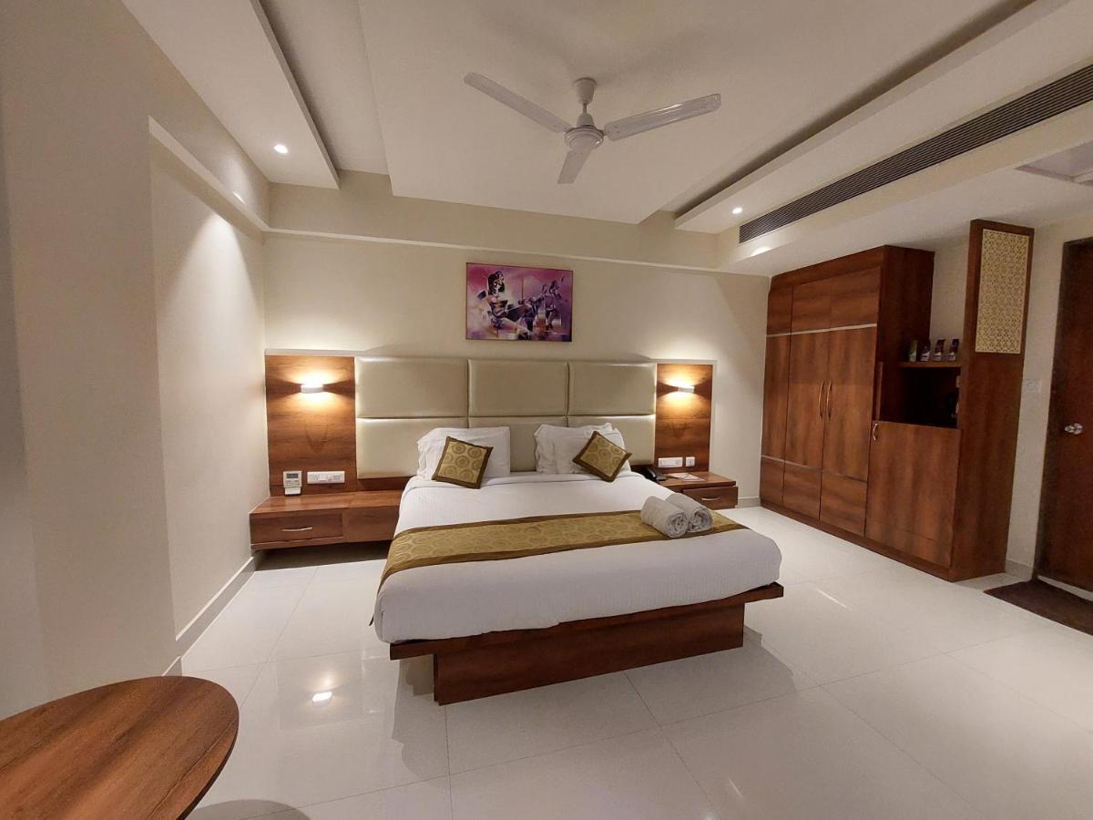 Hotel Tranquil Manipal Ngoại thất bức ảnh