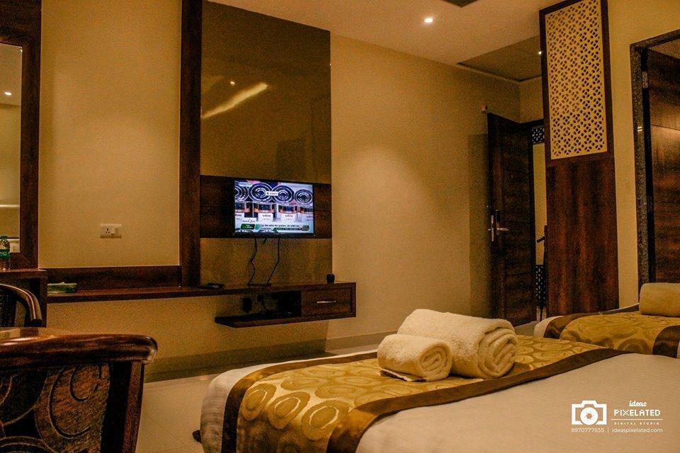 Hotel Tranquil Manipal Ngoại thất bức ảnh