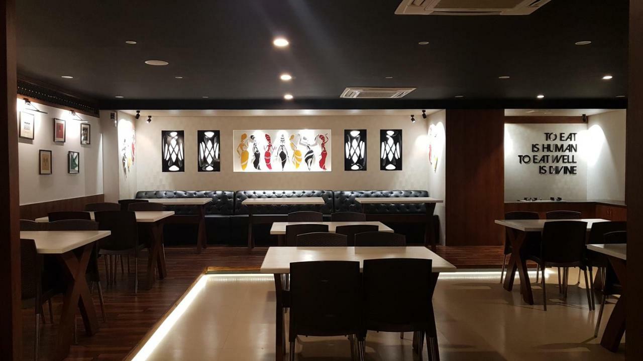 Hotel Tranquil Manipal Ngoại thất bức ảnh